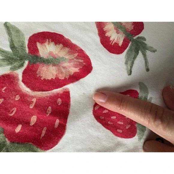 Zara Kids Girls Strawberry Print T-Shirt White Short Sleeve Size 8-9 Cute Tee - Picture 4 of 14